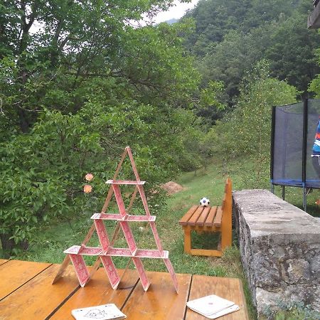 Taramour Cottages. مويكوفاتش المظهر الخارجي الصورة