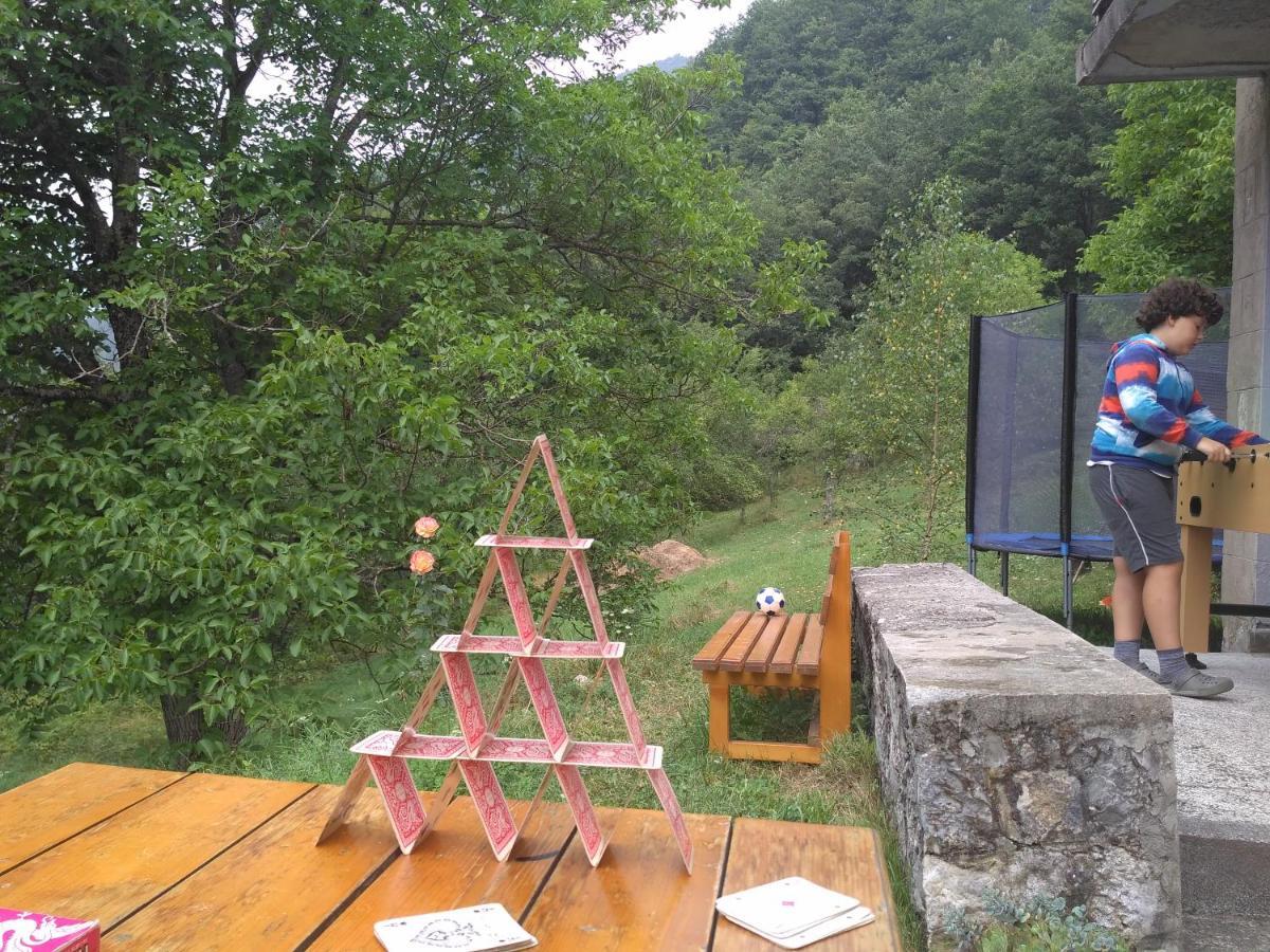 Taramour Cottages. مويكوفاتش المظهر الخارجي الصورة