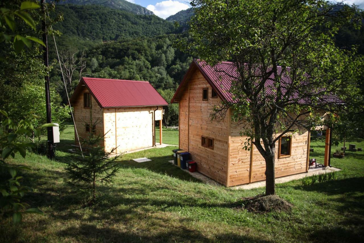 Taramour Cottages. مويكوفاتش المظهر الخارجي الصورة