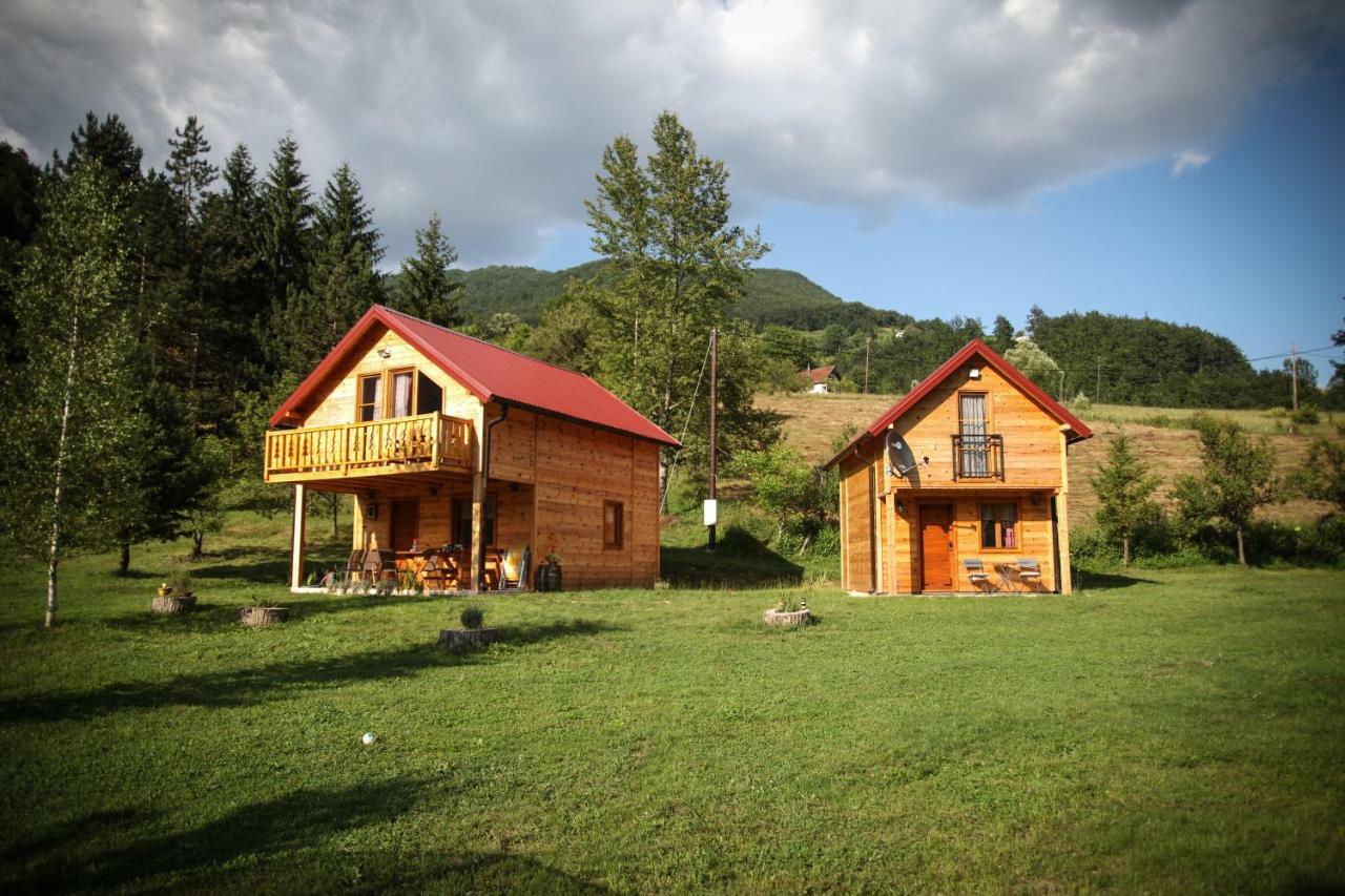 Taramour Cottages. مويكوفاتش المظهر الخارجي الصورة