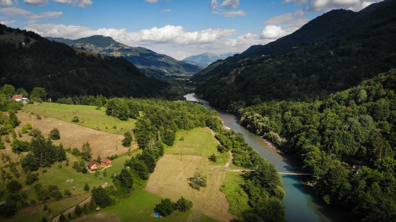 Taramour Cottages. مويكوفاتش المظهر الخارجي الصورة